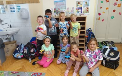 TEHNIŠKI DAN NA TEMO PROMETA V 1. RAZREDU PŠ SUHOR